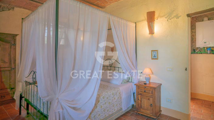 Image No.31-25 Bed Country House for sale