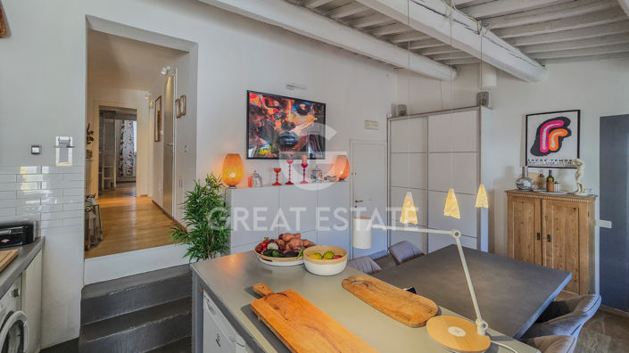 Image No.13-2 Bed Property for sale