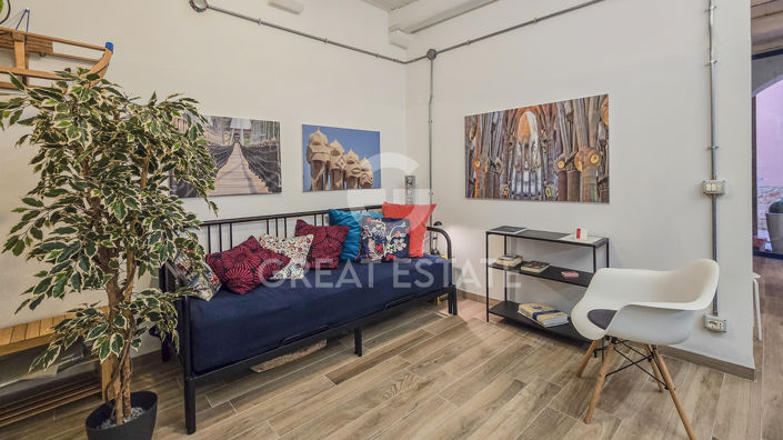 Image No.17-2 Bed Property for sale