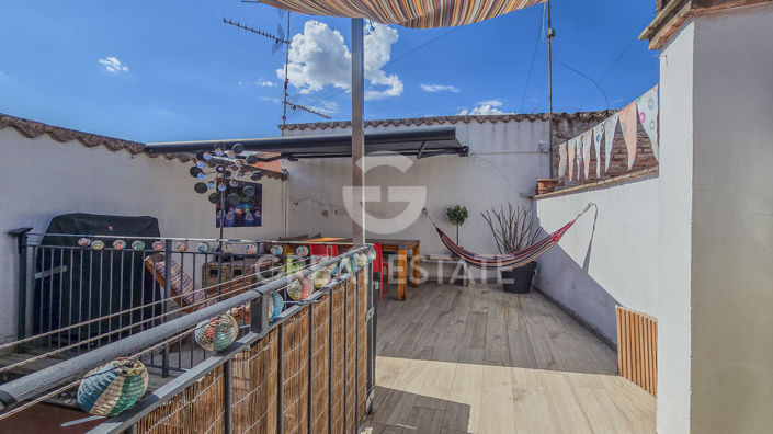 Image No.4-2 Bed Property for sale