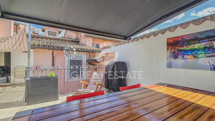 Image No.8-2 Bed Property for sale