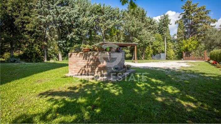 Image No.11-7 Bed Country House for sale