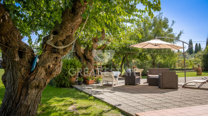 Image No.12-7 Bed Country House for sale