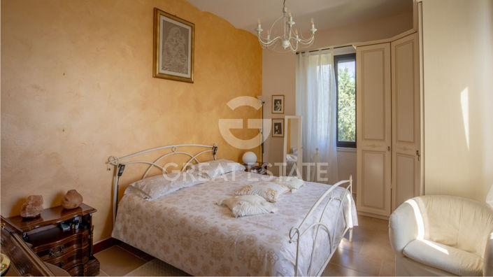 Image No.34-7 Bed Country House for sale
