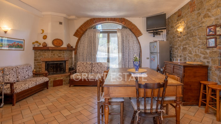 Image No.5-7 Bed Country House for sale