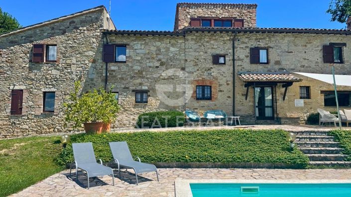 Image No.16-7 Bed Country House for sale