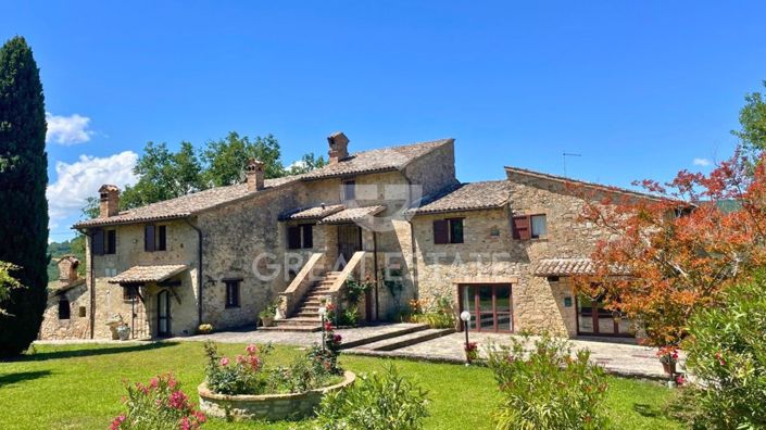 Image No.4-7 Bed Country House for sale