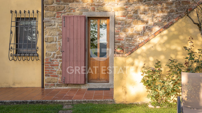 Image No.11-4 Bed Country House for sale