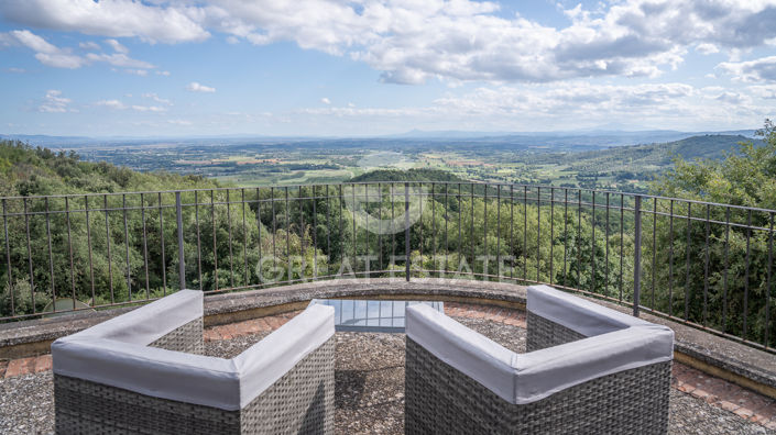 Image No.13-4 Bed Country House for sale