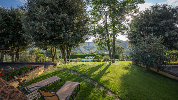 Image No.20-4 Bed Country House for sale