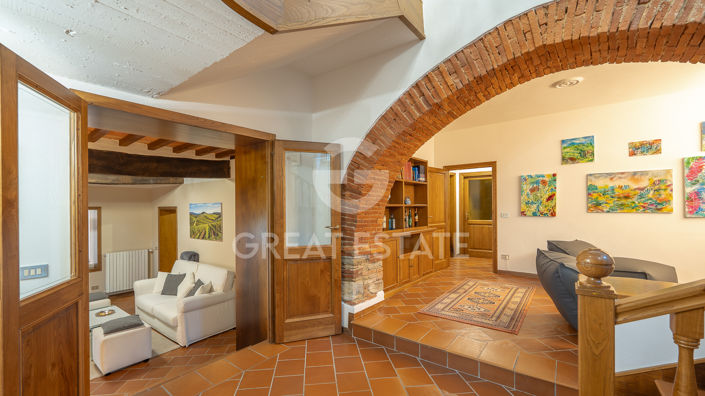 Image No.7-4 Bed Country House for sale