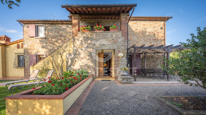 Image No.8-4 Bed Country House for sale