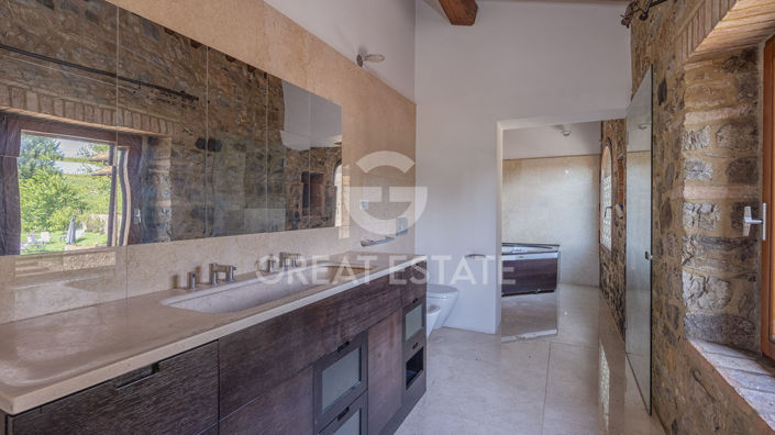 Image No.28-11 Bed Country House for sale