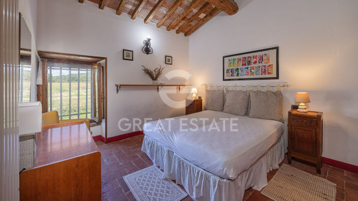 Image No.31-11 Bed Country House for sale