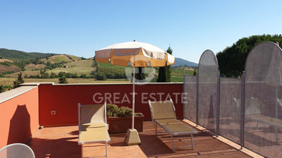 vendesi-villa-di-prestigio-in-toscana-grosset