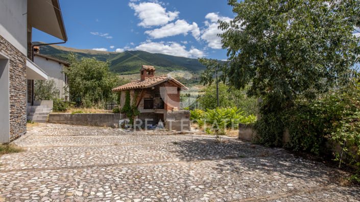 Image No.12-3 Bed Villa for sale