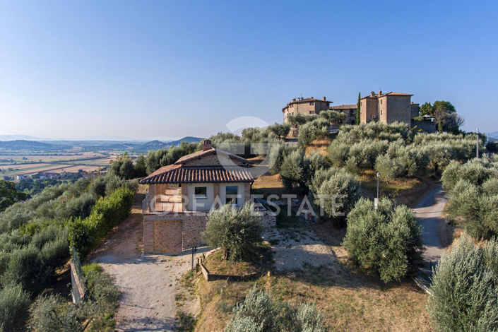 Image No.4-2 Bed Country House for sale