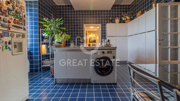 Image No.19-3 Bed Country House for sale