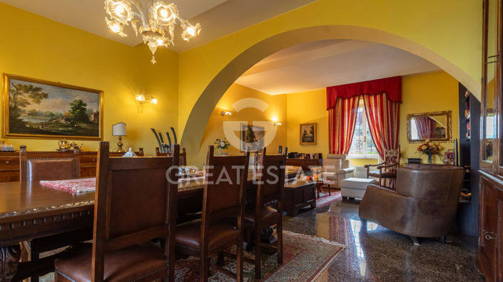 Image No.24-3 Bed Country House for sale