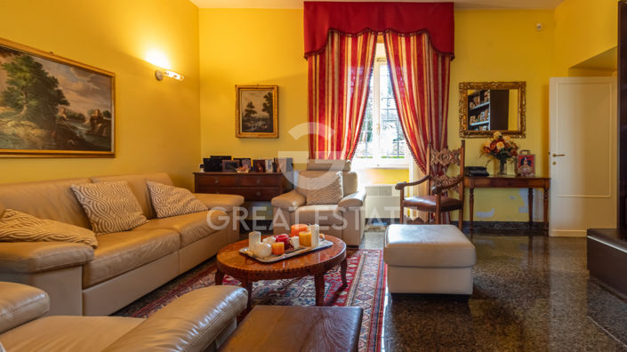 Image No.25-3 Bed Country House for sale