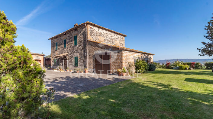 Image No.8-3 Bed Country House for sale