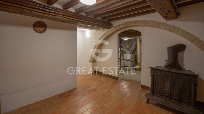 Image No.15-3 Bed Property for sale