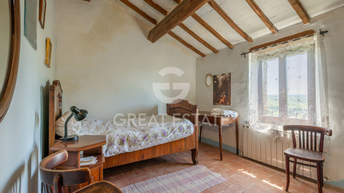 Image No.33-5 Bed Country House for sale
