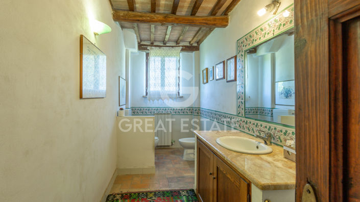 Image No.35-5 Bed Country House for sale