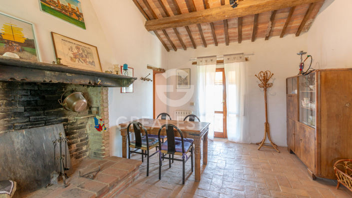 Image No.40-5 Bed Country House for sale