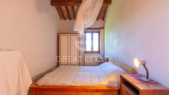 Image No.42-5 Bed Country House for sale