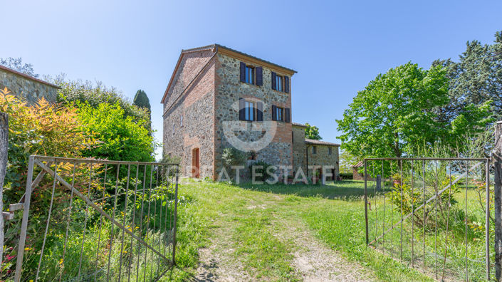 Image No.9-5 Bed Country House for sale