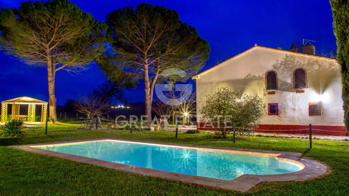 Image No.14-6 Bed Country House for sale