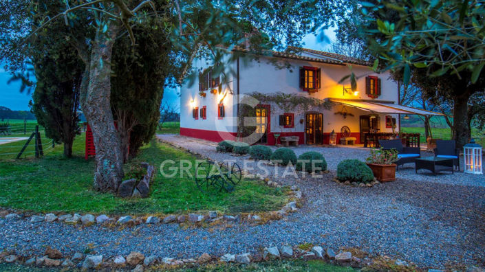 Image No.15-6 Bed Country House for sale