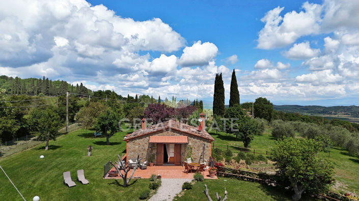 Image No.2-Maison de campagne de 3 chambres à vendre à Sinalunga
