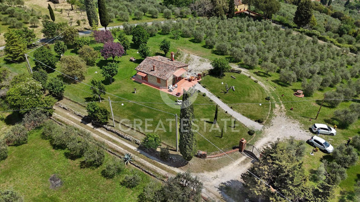 Image No.11-3 Bed Country House for sale