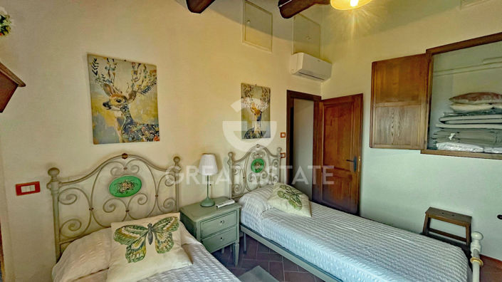 Image No.16-3 Bed Country House for sale