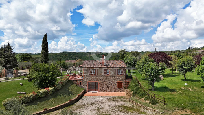 Image No.8-3 Bed Country House for sale