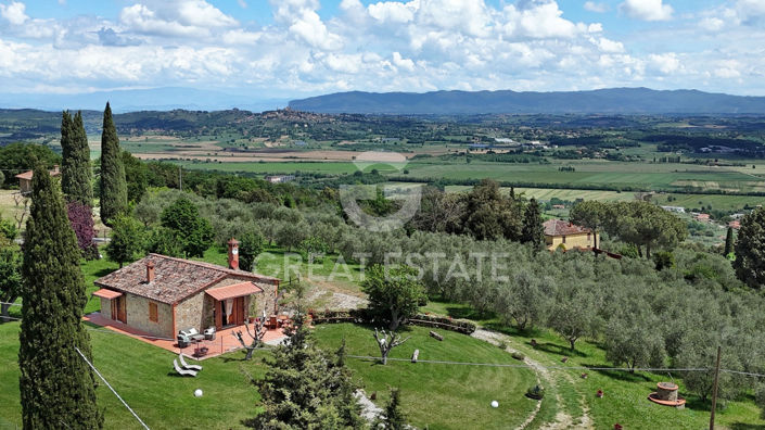 Image No.10-3 Bed Country House for sale