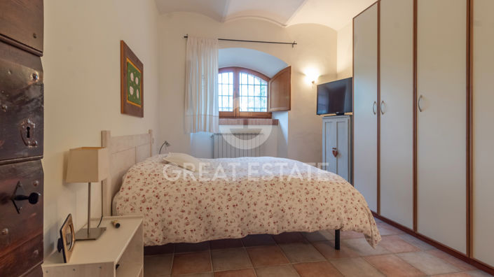 Image No.25-4 Bed Country House for sale