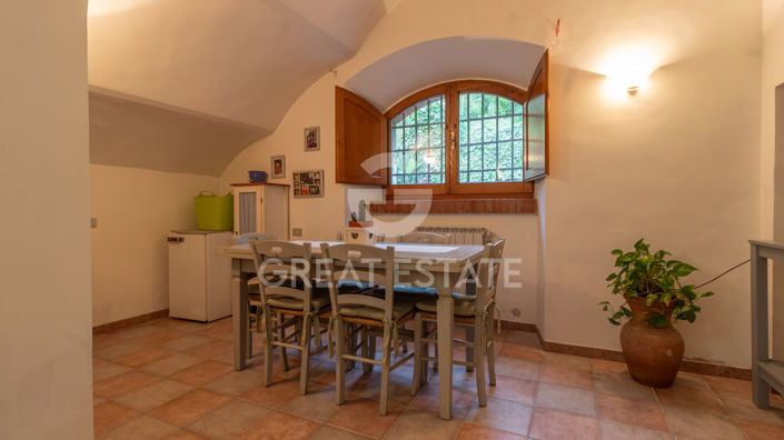 Image No.29-4 Bed Country House for sale