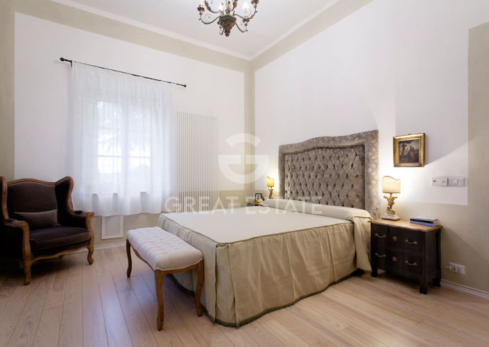 Image No.12-15 Bed Country House for sale