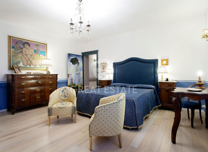 Image No.16-15 Bed Country House for sale