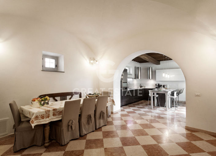 Image No.2-15 Bed Country House for sale