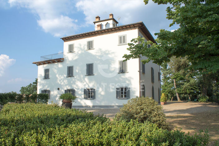 Image No.7-15 Bed Country House for sale