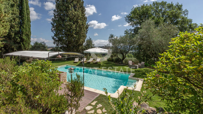 Image No.11-Maison de campagne de 4 chambres à vendre à Cetona