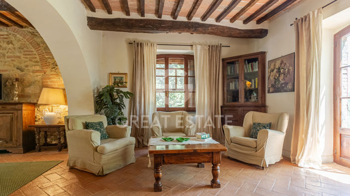 Image No.39-Maison de campagne de 4 chambres à vendre à Cetona