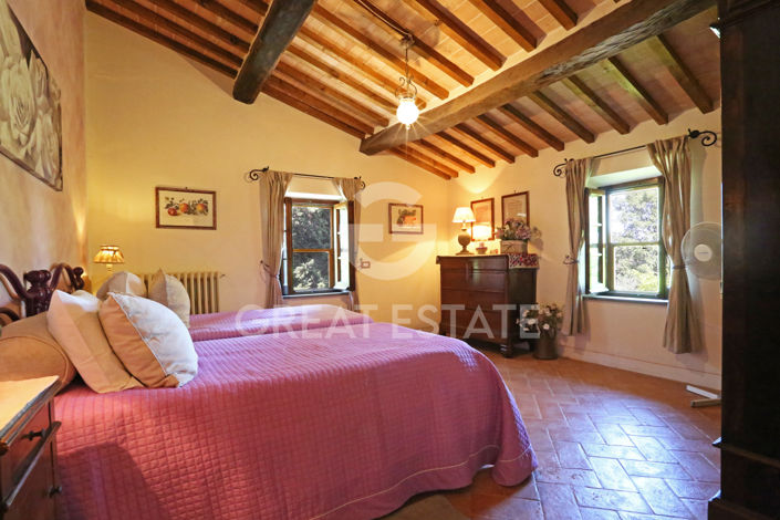 Image No.47-Maison de campagne de 4 chambres à vendre à Cetona