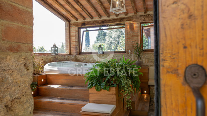 Image No.55-Maison de campagne de 4 chambres à vendre à Cetona