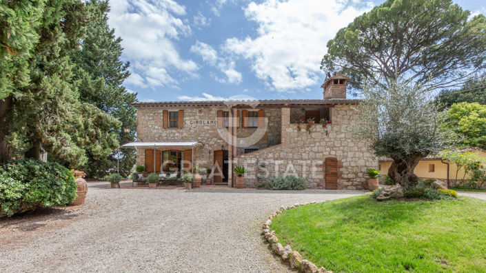 Image No.9-Maison de campagne de 4 chambres à vendre à Cetona