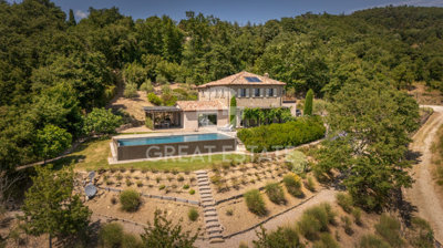 4 Bed Country House for sale